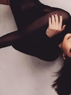 Ariella escort in Paris