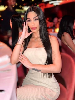 Bárbara escort in Paris