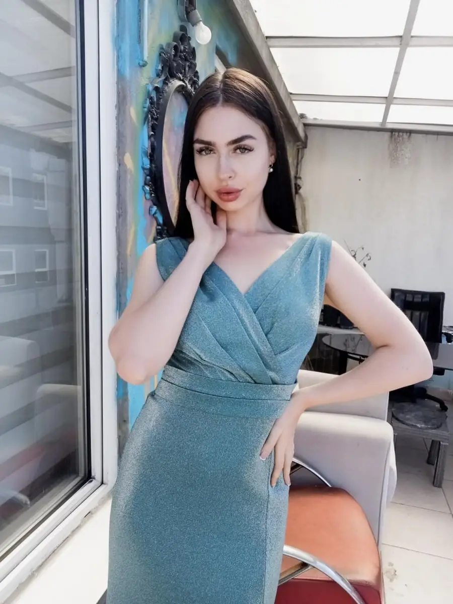 Clodia escort in Paris