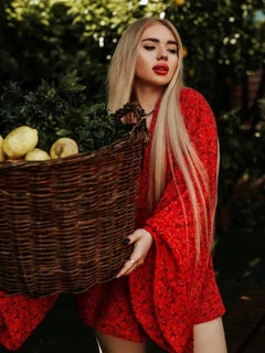 Inessa escort in Paris