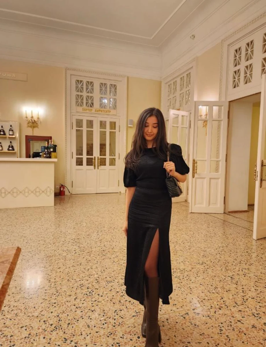 Jenny escort in Paris