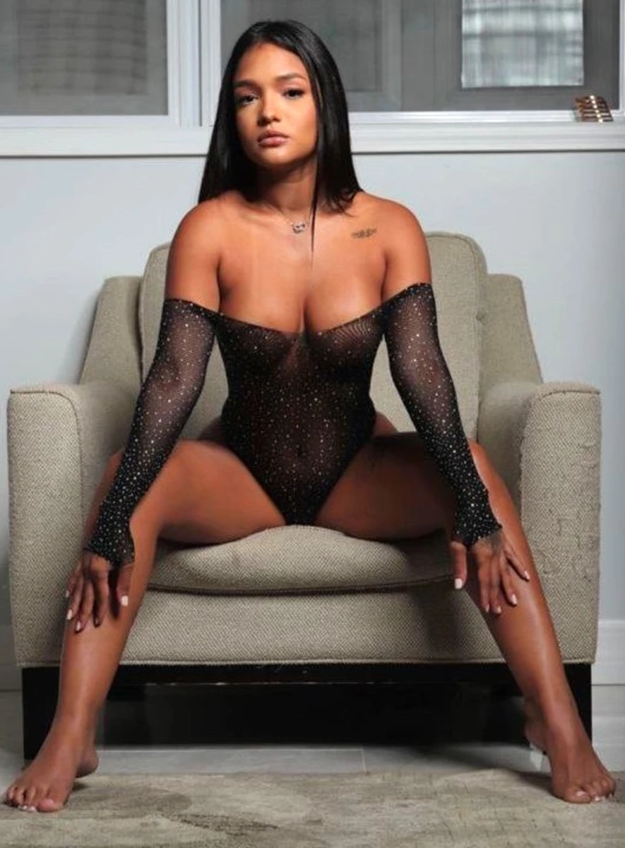Joyce escort in Paris