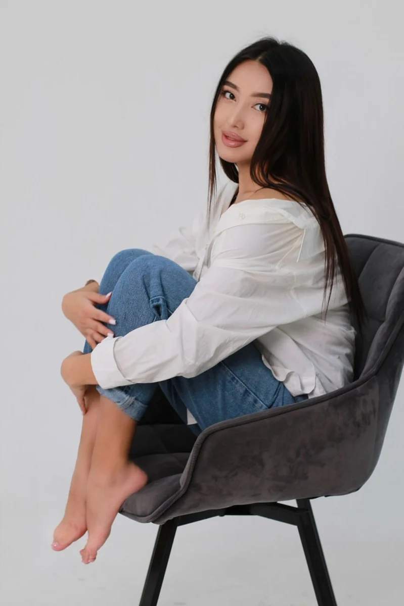 Kiera escort in Paris