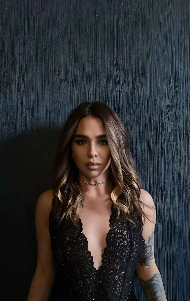 Lydia escort in Paris
