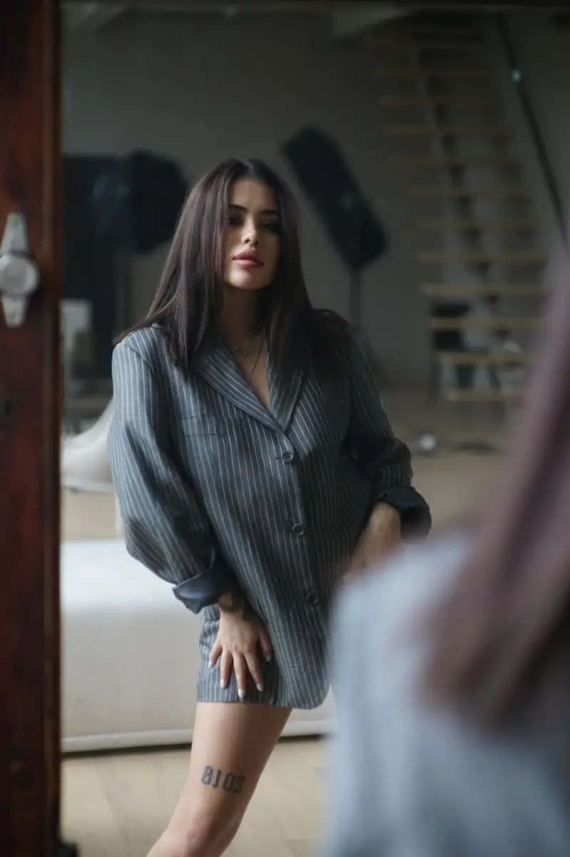 Masha escort in Paris