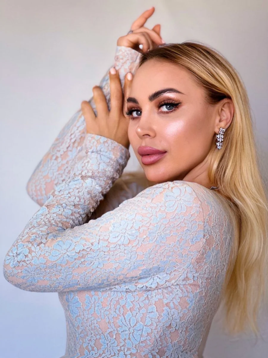 Nastya escort in Paris