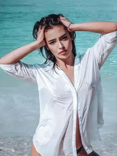 Uliana escort in Paris