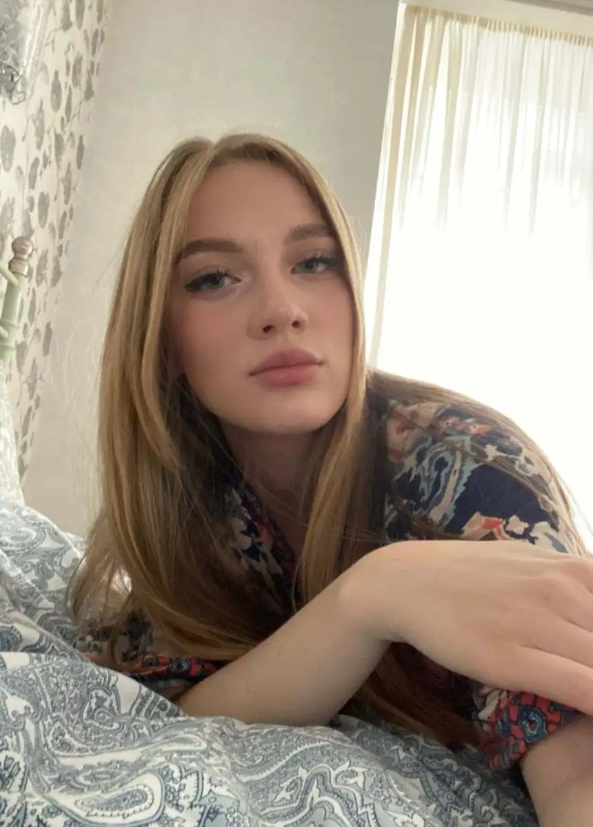 Veta escort in Paris